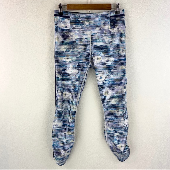 Lululemon Real Quick Tights Size 8 - Picture 4 of 8